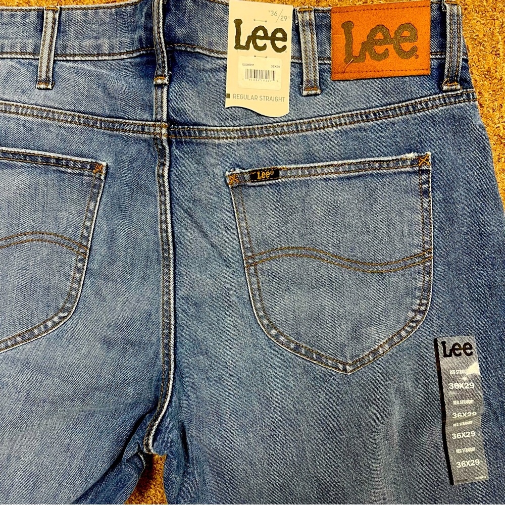 Lee 👖 - Picture 3 of 4